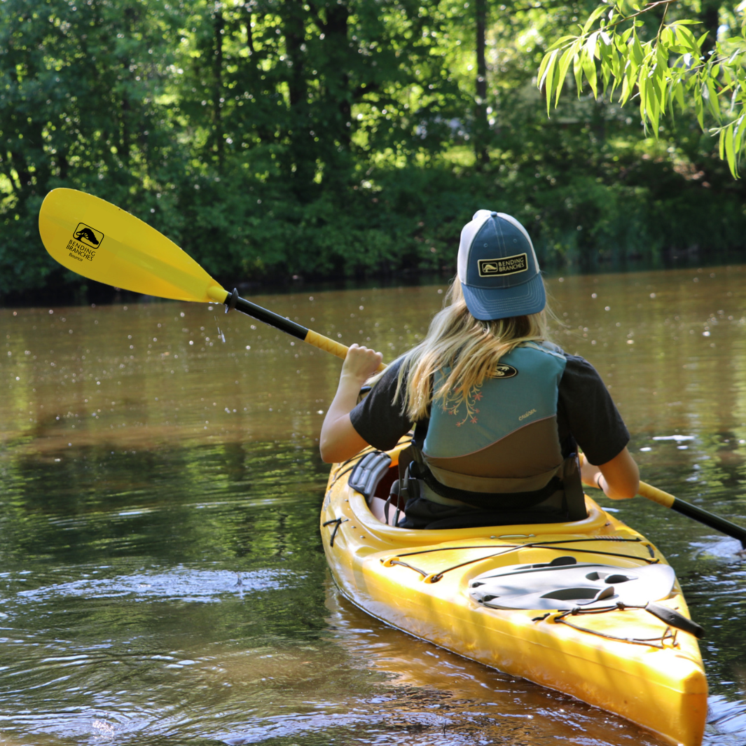 Woman paddling with Bounce 